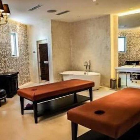 Maui Condotel Azure Residence Manila Eksteriør bilde